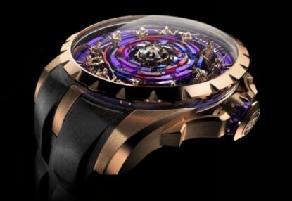 ʿ ޽ܶűRoger DubuisԲʿϵƷչ