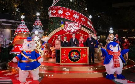 ֶǡ Tune up The Jingle  2025 ռĻ ԹĻ