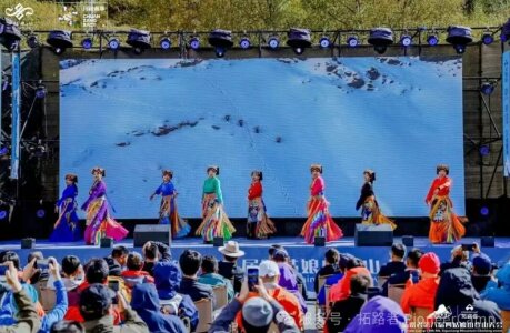 2025·ߵڰ˽ĹɽɽʢĻд ʥɽá 