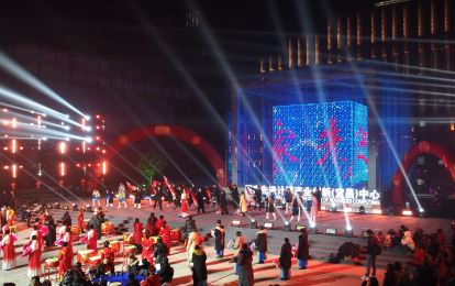 �ھŽ������´�����ἴ����Ļ ����ѩ���ɡ������й��ꡱ���������´�֮Լ